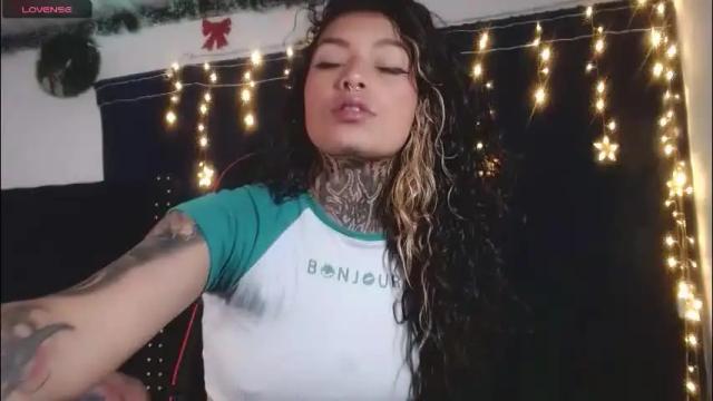 Image 11 of ema_ploxx Stream on Chaturbate on 12 days ago