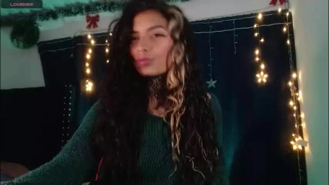 Image 12 of ema_ploxx Stream on Chaturbate on 6 days ago