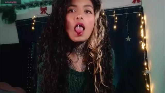 Image 8 of ema_ploxx Stream on Chaturbate on 6 days ago