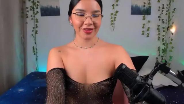 Thumbnail 2, ema_roberts's Stream at Chaturbate, 18 months ago