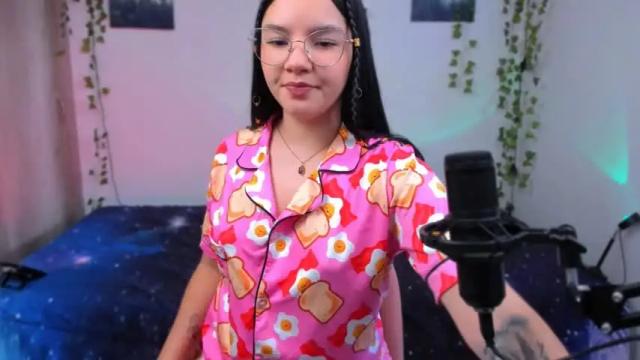 Thumbnail 2, ema_roberts's Stream at Chaturbate, 16 months ago