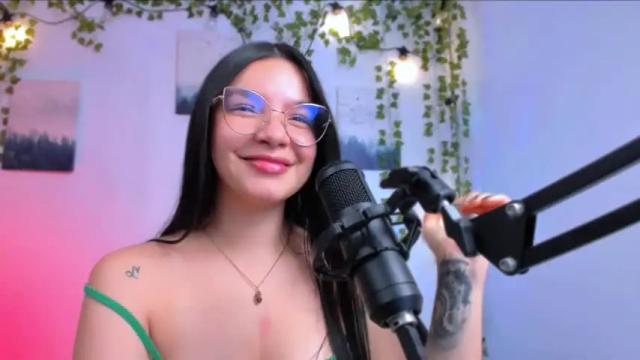 Thumbnail 2, ema_roberts's Stream at Chaturbate, 14 months ago