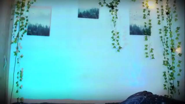 Image 10 of ema_roberts Stream on Chaturbate on 7 days ago