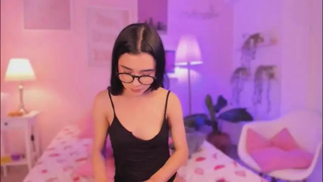 Image 2 of ema_soul Stream on Chaturbate on 2 months ago