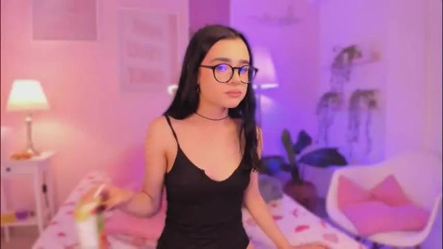 Image 4 of ema_soul Stream on Chaturbate on 2 months ago