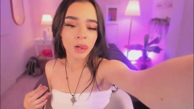 Image 3 of ema_soul Stream on Chaturbate on 1 day ago