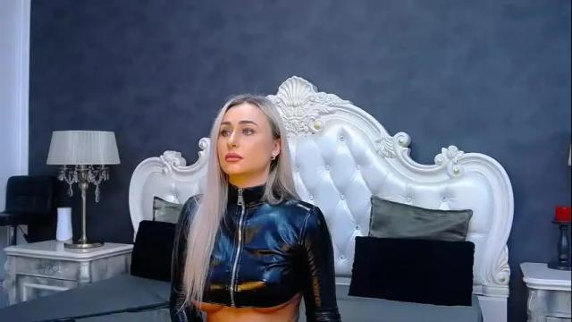 Image 6 of emaboom Stream on Chaturbate on 1 month ago