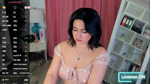 Image 10 of emabrownie Stream on Chaturbate on 3 months ago