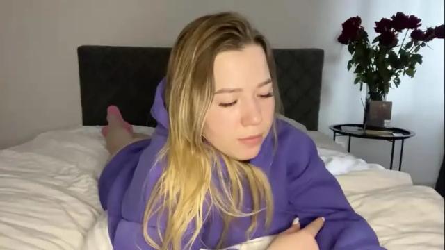 Image 10 of ember_bunny Stream on Chaturbate on 1 month ago