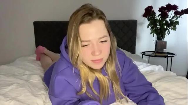 Thumbnail 2, ember_bunny's Stream at Chaturbate, 1 month ago