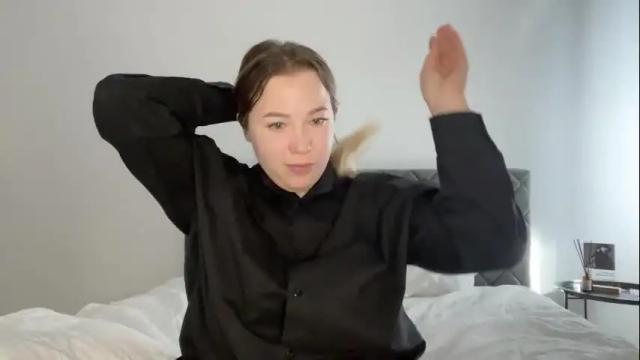 Image 3 of ember_bunny Stream on Chaturbate on 1 month ago
