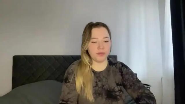 Thumbnail 1, ember_bunny's Stream at Chaturbate, 1 month ago