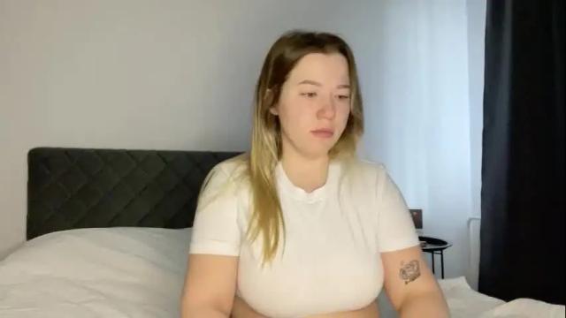 Thumbnail 1, ember_bunny's Stream at Chaturbate, 1 month ago