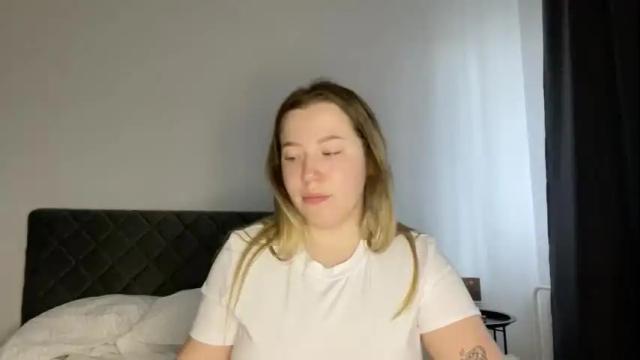 Thumbnail 3, ember_bunny's Stream at Chaturbate, 1 month ago