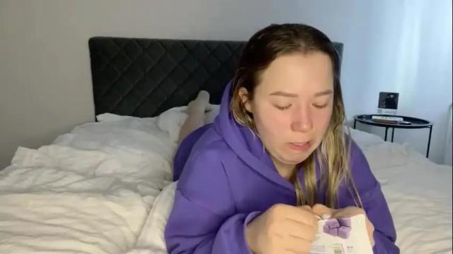 Thumbnail 3, ember_bunny's Stream at Chaturbate, 1 month ago