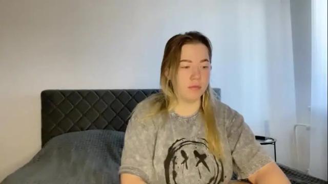 Thumbnail 1, ember_bunny's Stream at Chaturbate, 1 month ago