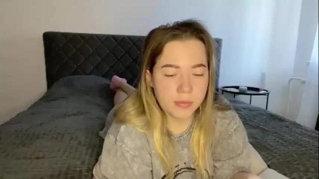 Thumbnail 2, ember_bunny's Stream at Chaturbate, 1 month ago