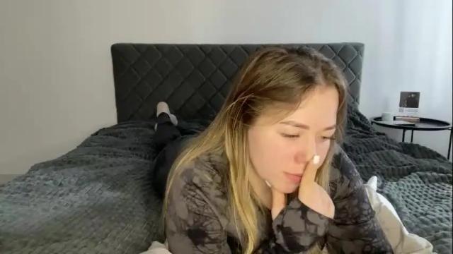 Thumbnail 2, ember_bunny's Stream at Chaturbate, 1 month ago