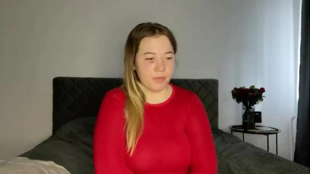 Image 11 of ember_bunny Stream on Chaturbate on 22 days ago