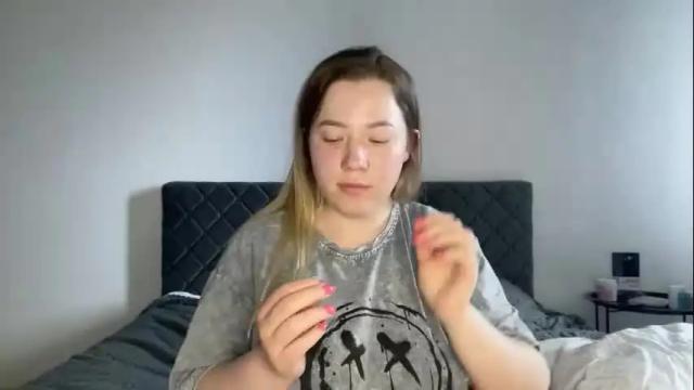 Image 12 of ember_bunny Stream on Chaturbate on 9 days ago