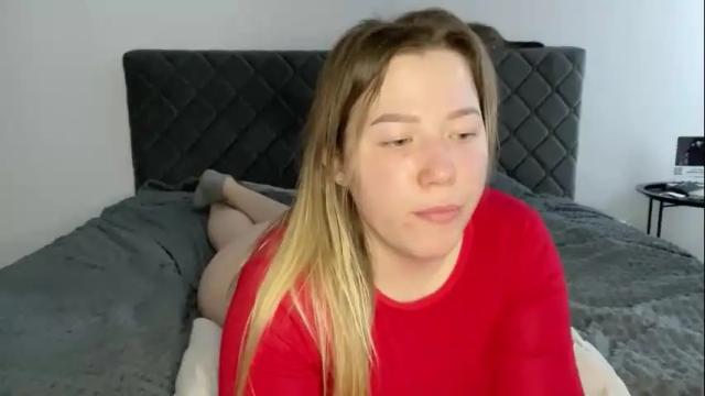 Image 2 of ember_bunny Stream on Chaturbate on 8 days ago