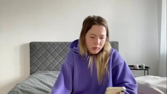 Image 8 of ember_bunny Stream on Chaturbate on 5 days ago