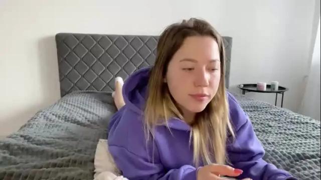 Thumbnail 3, ember_bunny's Stream at Chaturbate, 4 days ago