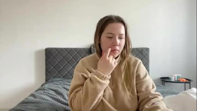 Image 6 of ember_bunny Stream on Chaturbate on 2 days ago