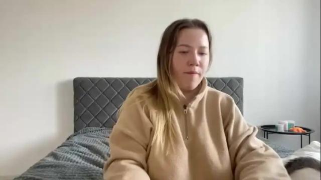 Image 7 of ember_bunny Stream on Chaturbate on 2 days ago