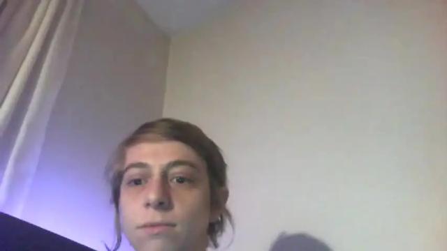 Image 3 of ember_kyle Stream on Chaturbate on 17 months ago
