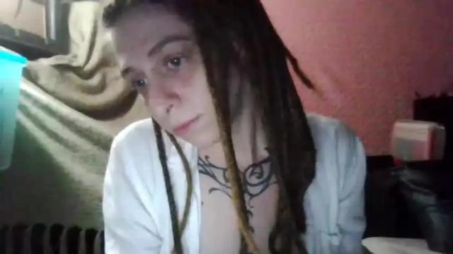 Image 7 of ember_kyle Stream on Chaturbate on 16 months ago