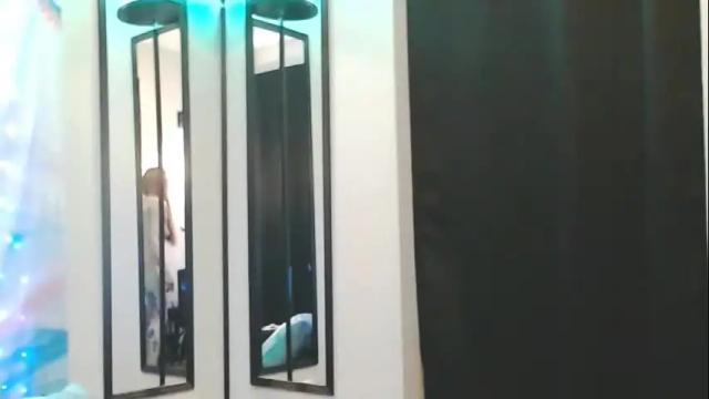Image 10 of ember_starleena Stream on Chaturbate on 1 month ago