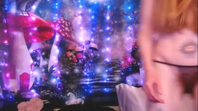 Image 2 of ember_starleena Stream on Chaturbate on 1 month ago