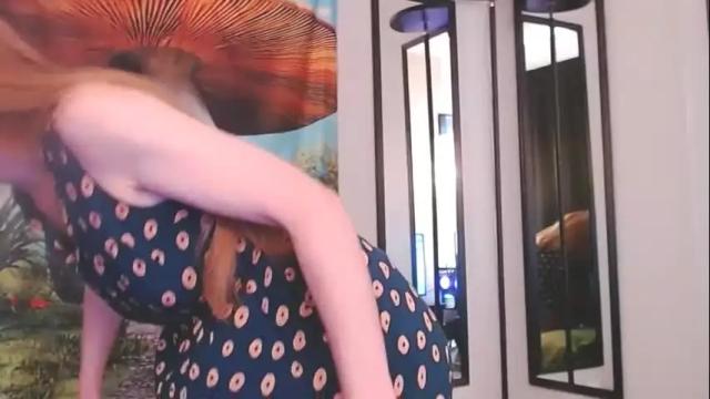 Image 3 of ember_starleena Stream on Chaturbate on 8 days ago