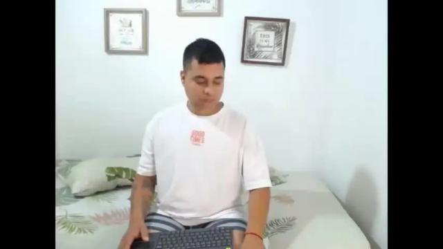 Image 7 of ember_wanda Stream on Chaturbate on 17 months ago