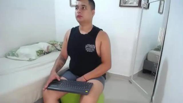 Image 2 of ember_wanda Stream on Chaturbate on 16 months ago