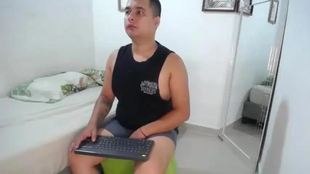 Image 4 of ember_wanda Stream on Chaturbate on 16 months ago