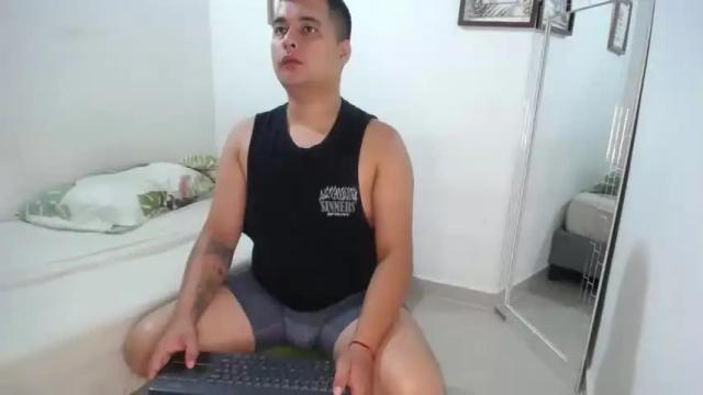 Image 6 of ember_wanda Stream on Chaturbate on 16 months ago
