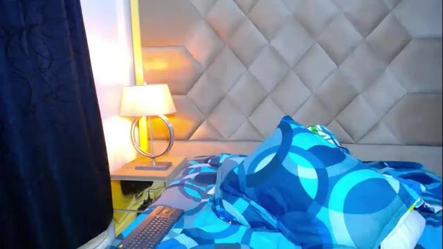 Image 7 of ember_wanda_ Stream on Chaturbate on 2 months ago