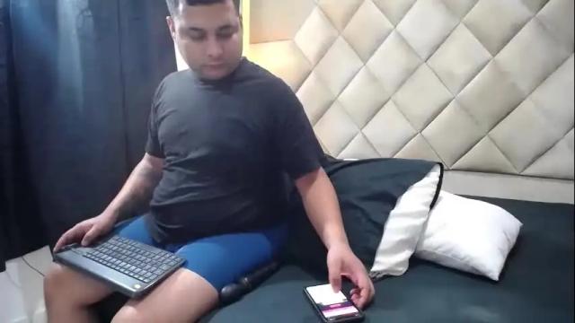 Image 2 of ember_wanda_ Stream on Chaturbate on 1 month ago