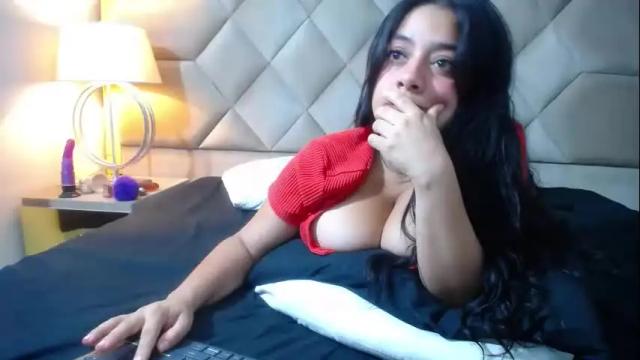Image 8 of ember_wanda_ Stream on Chaturbate on 22 days ago