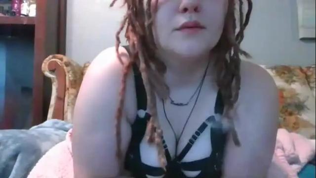 Image 3 of emberkingsleigh Stream on Chaturbate on 24 months ago