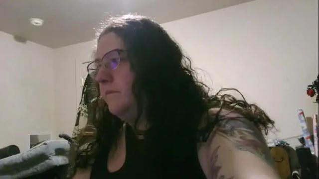 Image 2 of emberlynnix Stream on Chaturbate on 1 month ago