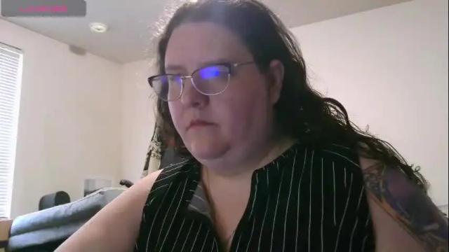 Thumbnail 1, emberlynnix's Stream at Chaturbate, 1 month ago