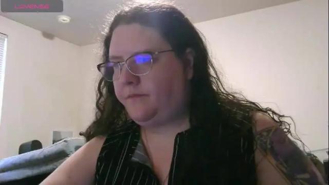 Image 2 of emberlynnix Stream on Chaturbate on 1 month ago