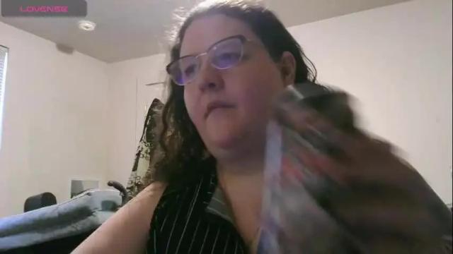Image 4 of emberlynnix Stream on Chaturbate on 1 month ago