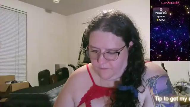 Image 10 of emberlynnix Stream on Chaturbate on 1 month ago