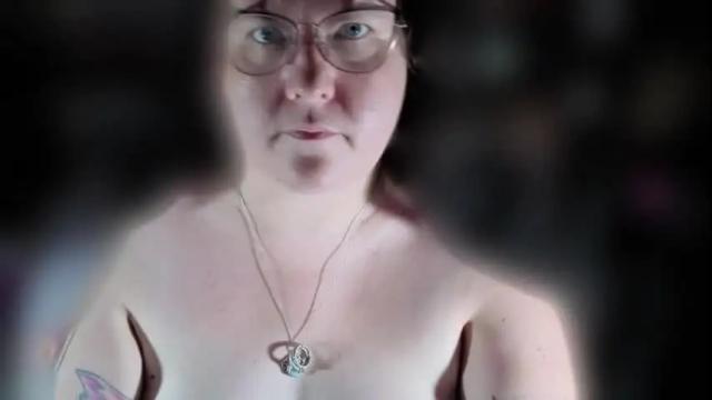 Image 4 of emberlynnix Stream on Chaturbate on 3 months ago