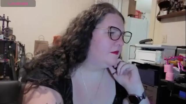 Image 11 of emberlynnix Stream on Chaturbate on 1 month ago