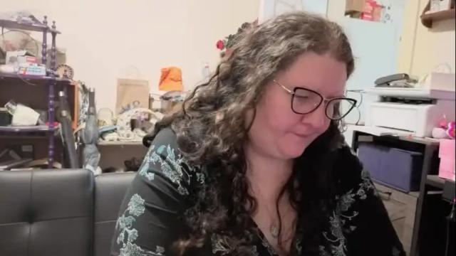 Image 2 of emberlynnix Stream on Chaturbate on 1 month ago